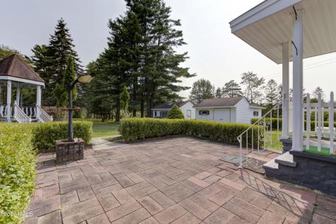 296 Voorhees Road Amsterdam NY 12010