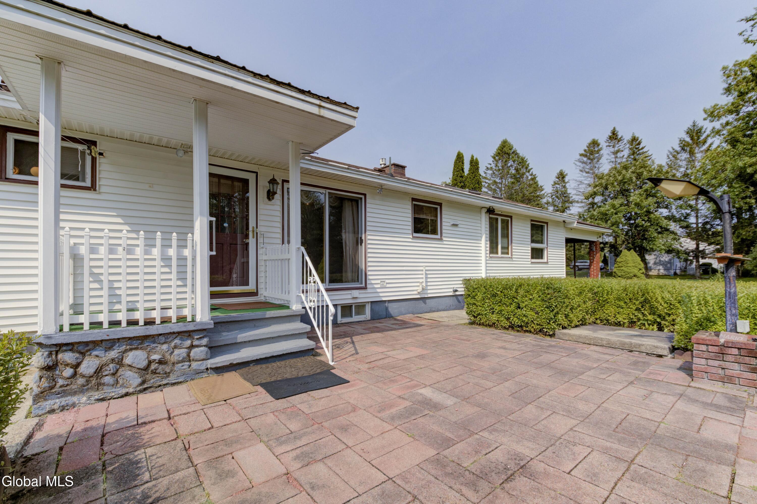 296 Voorhees Road Amsterdam NY 12010