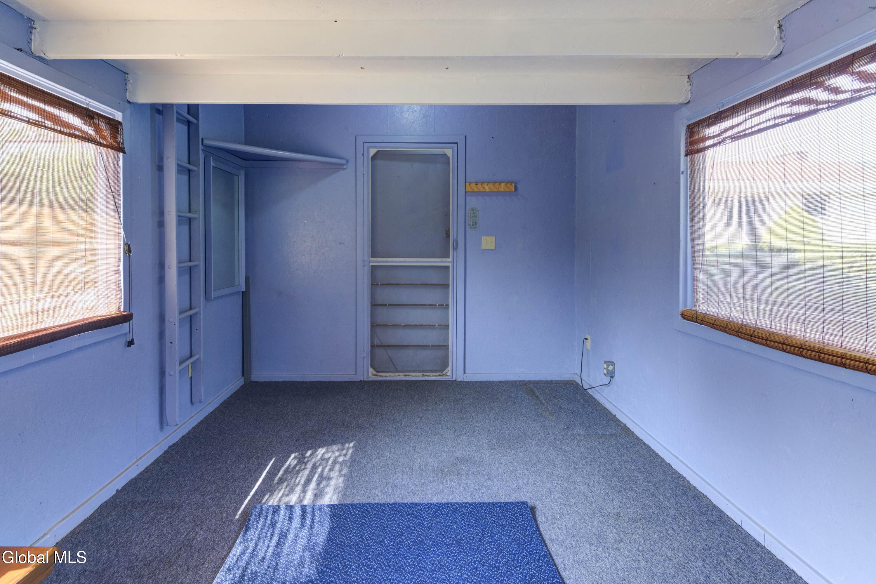 296 Voorhees Road Amsterdam NY 12010