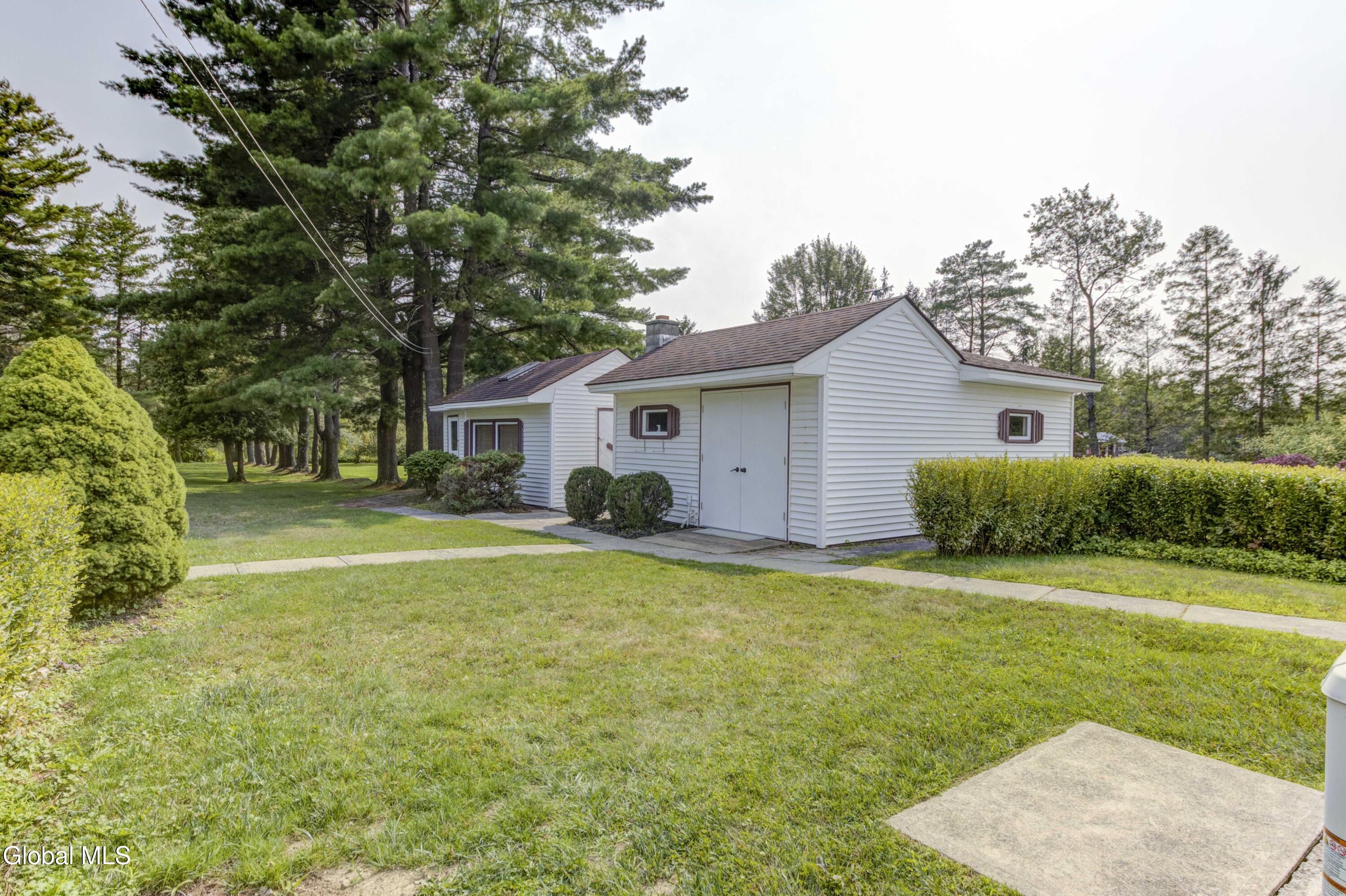 296 Voorhees Road Amsterdam NY 12010