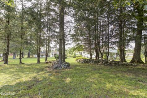296 Voorhees Road Amsterdam NY 12010