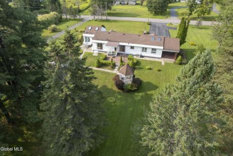 296 Voorhees Road Amsterdam NY 12010