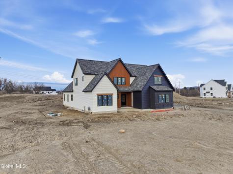 17 Schermerhorn Road Cohoes NY 12047