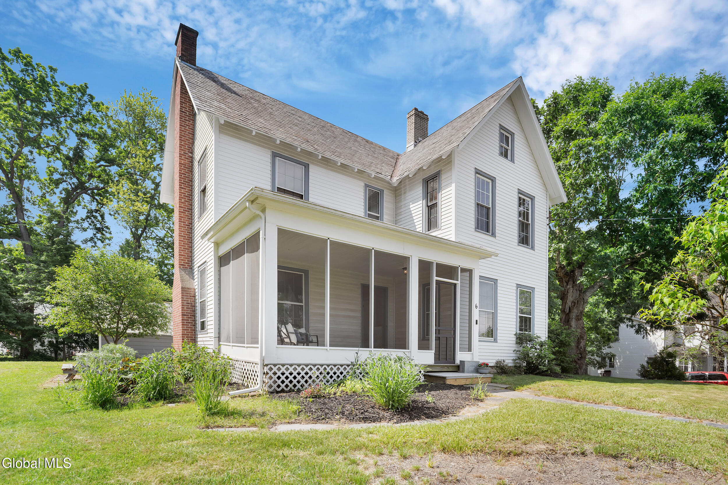 6 Grove Street Slingerlands NY 12159