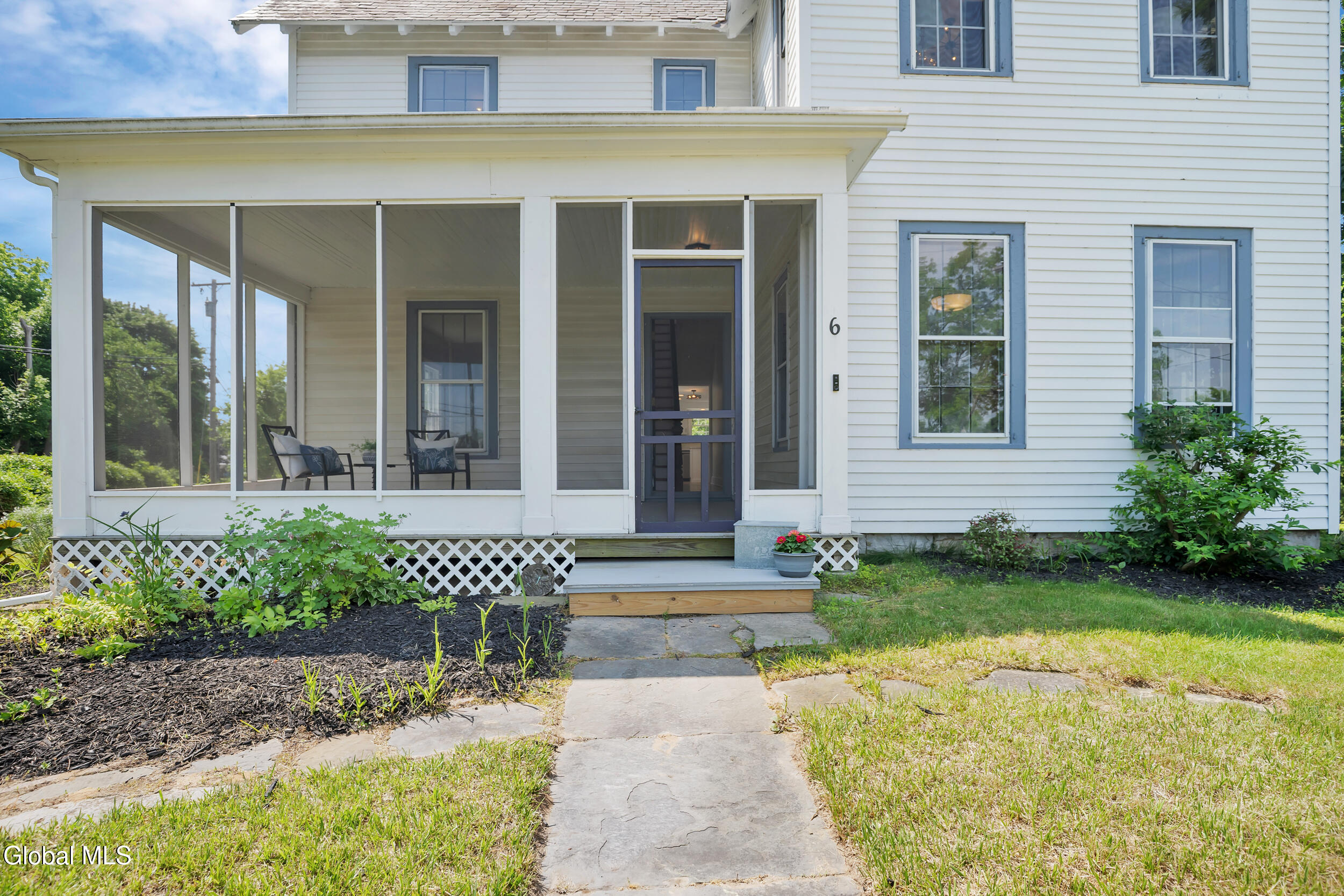 6 Grove Street Slingerlands NY 12159