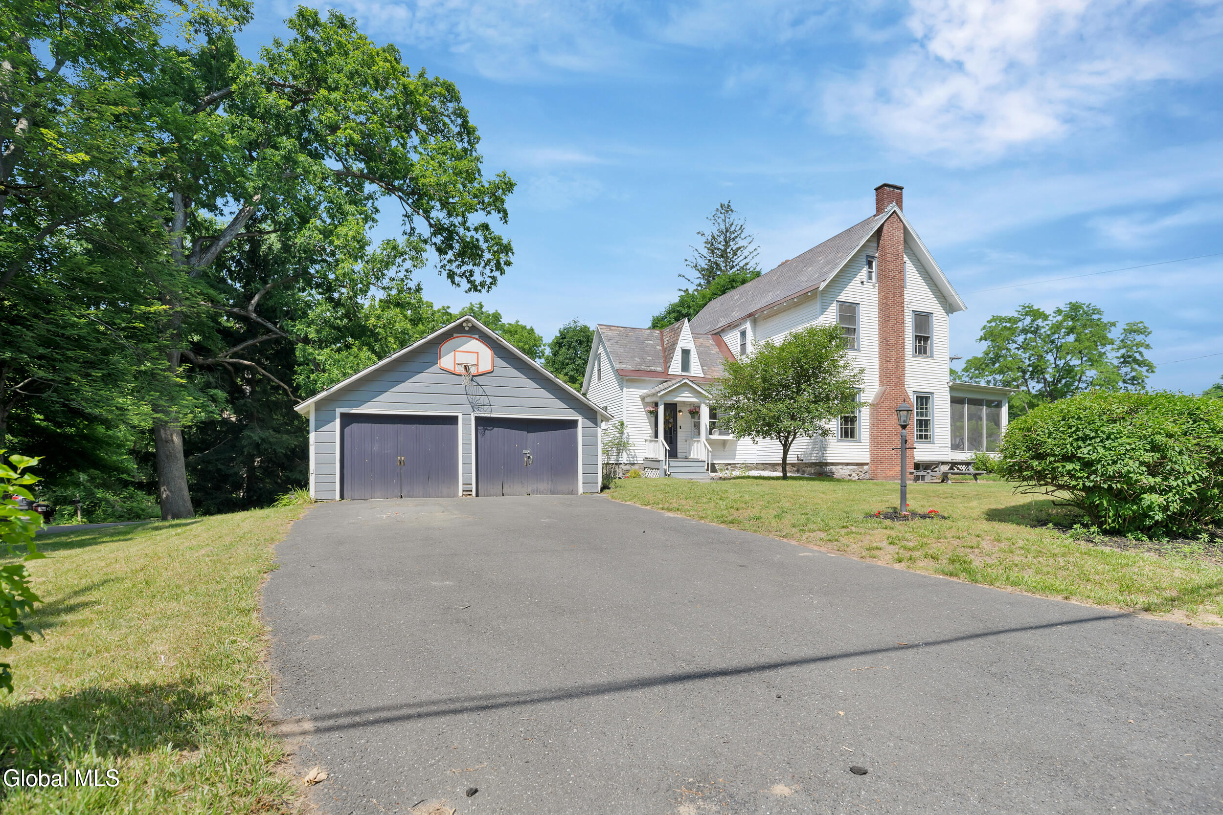 6 Grove Street Slingerlands NY 12159