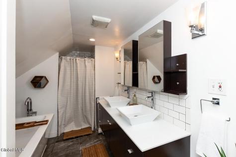 1569 Grand Boulevard Niskayuna NY 12309