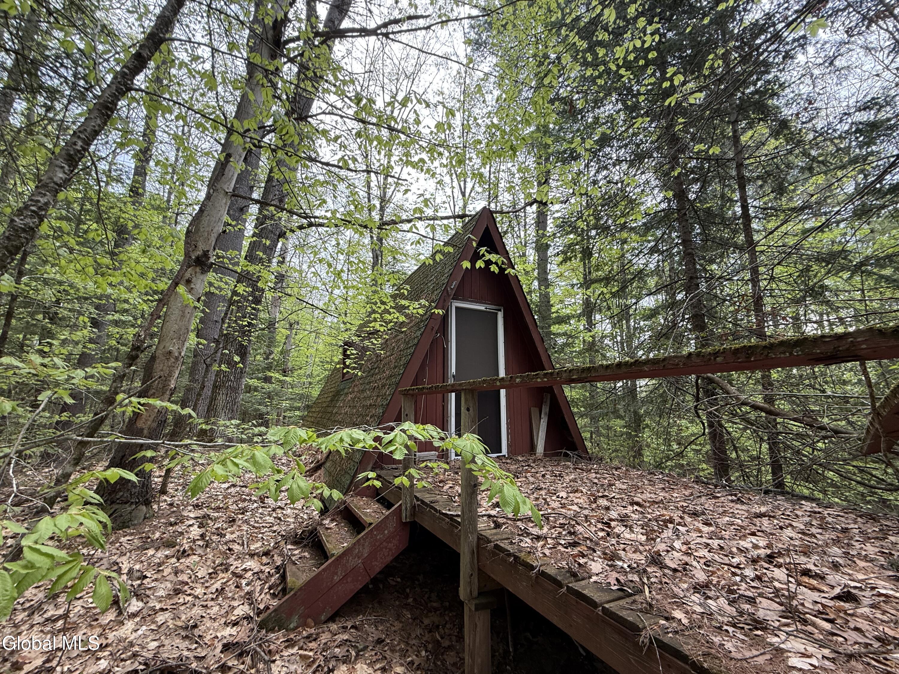 599 Beaver Pond Road Brant Lake NY 12815