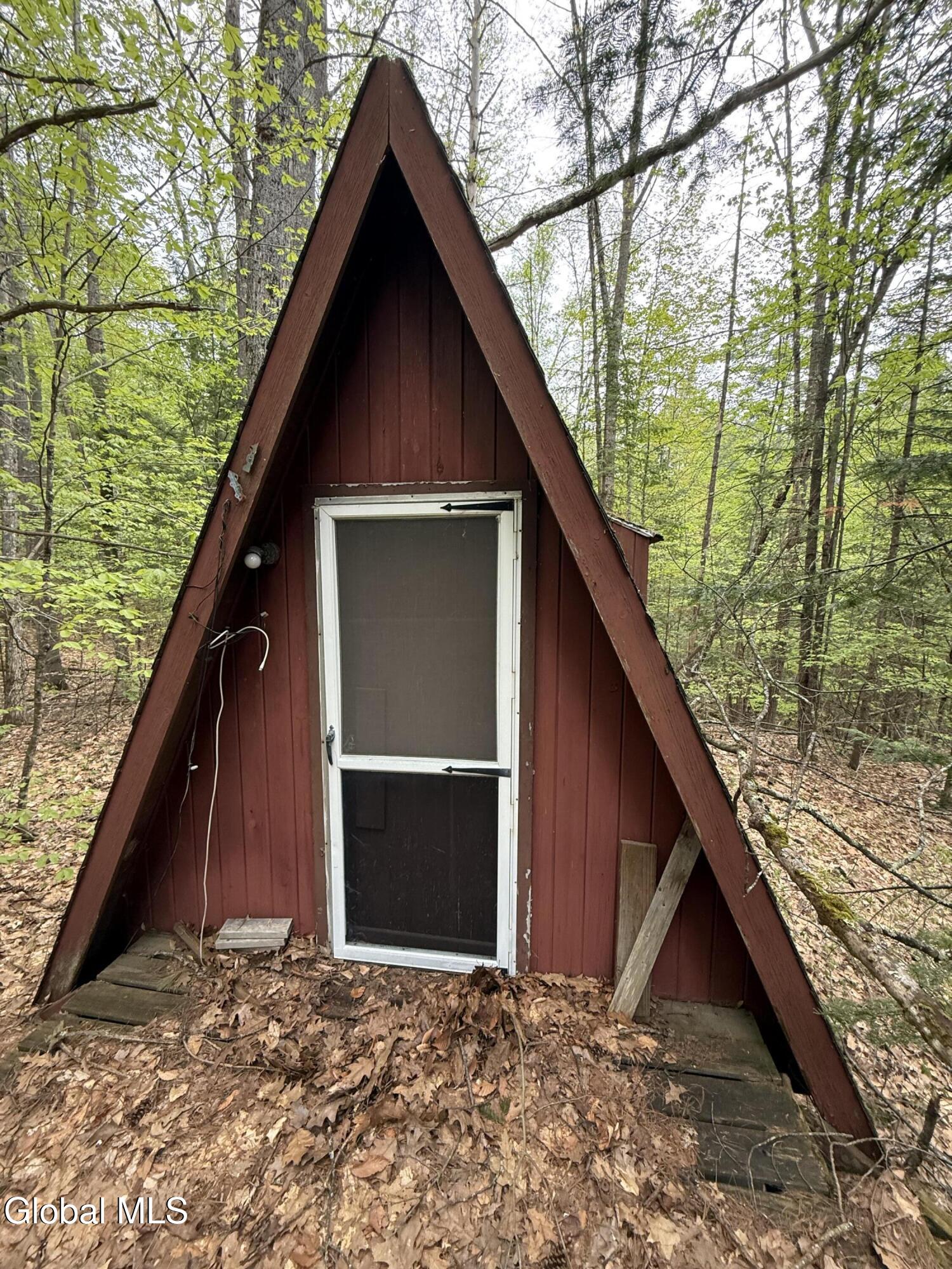599 Beaver Pond Road Brant Lake NY 12815