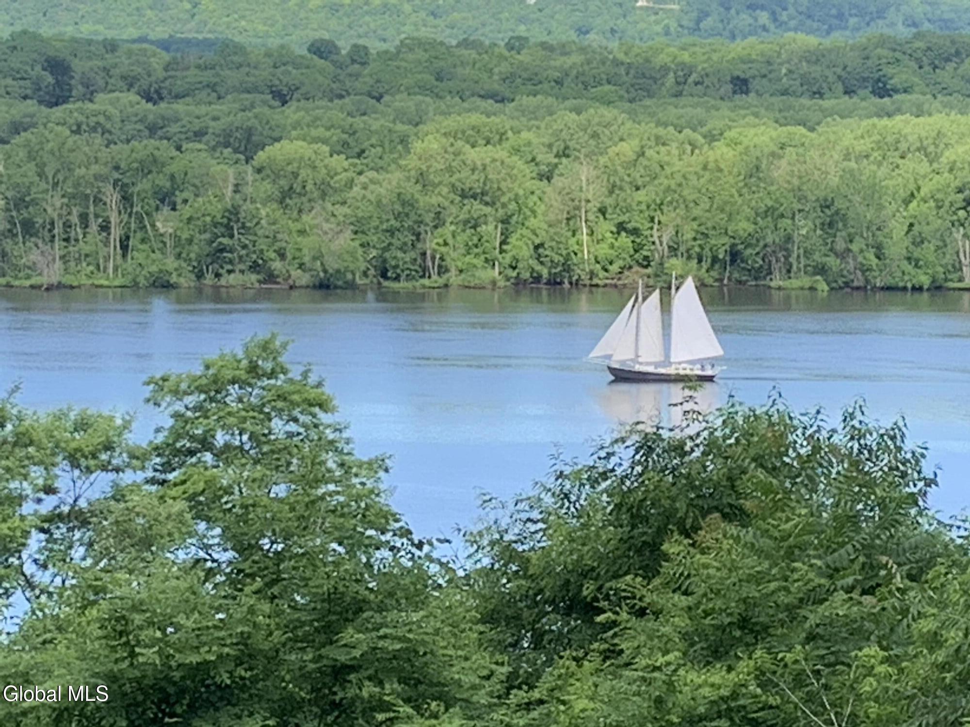 1169 Ny-9j Stuyvesant NY 12173