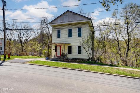 104 Moyer Street Canajoharie NY 13317
