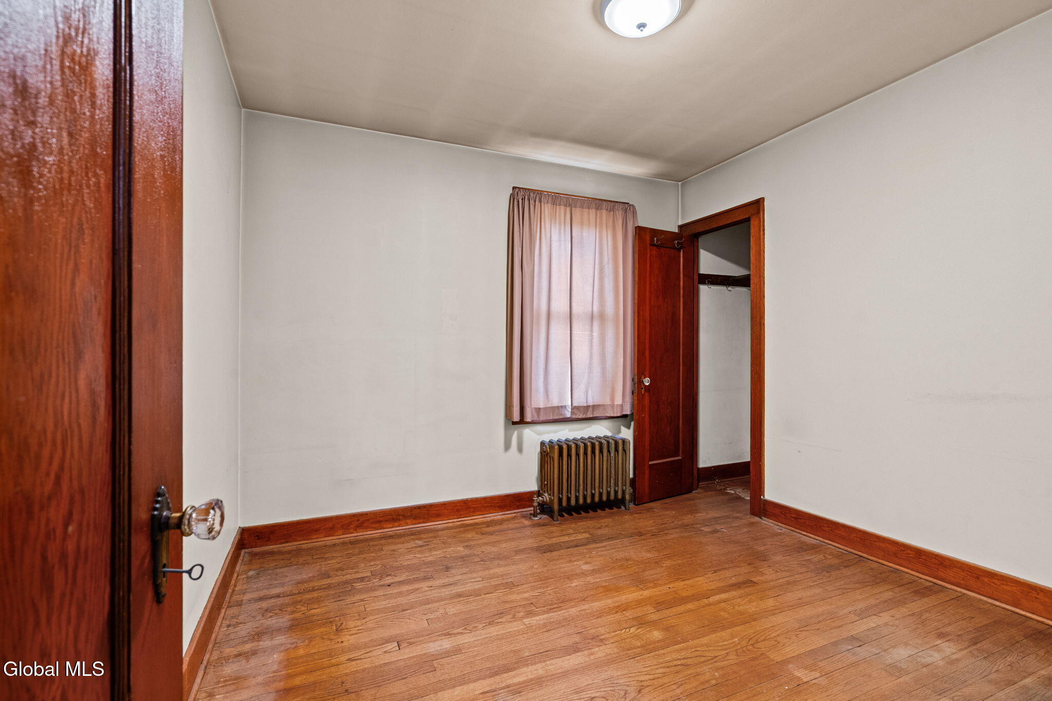 3041 Hamburg Street Schenectady NY 12303
