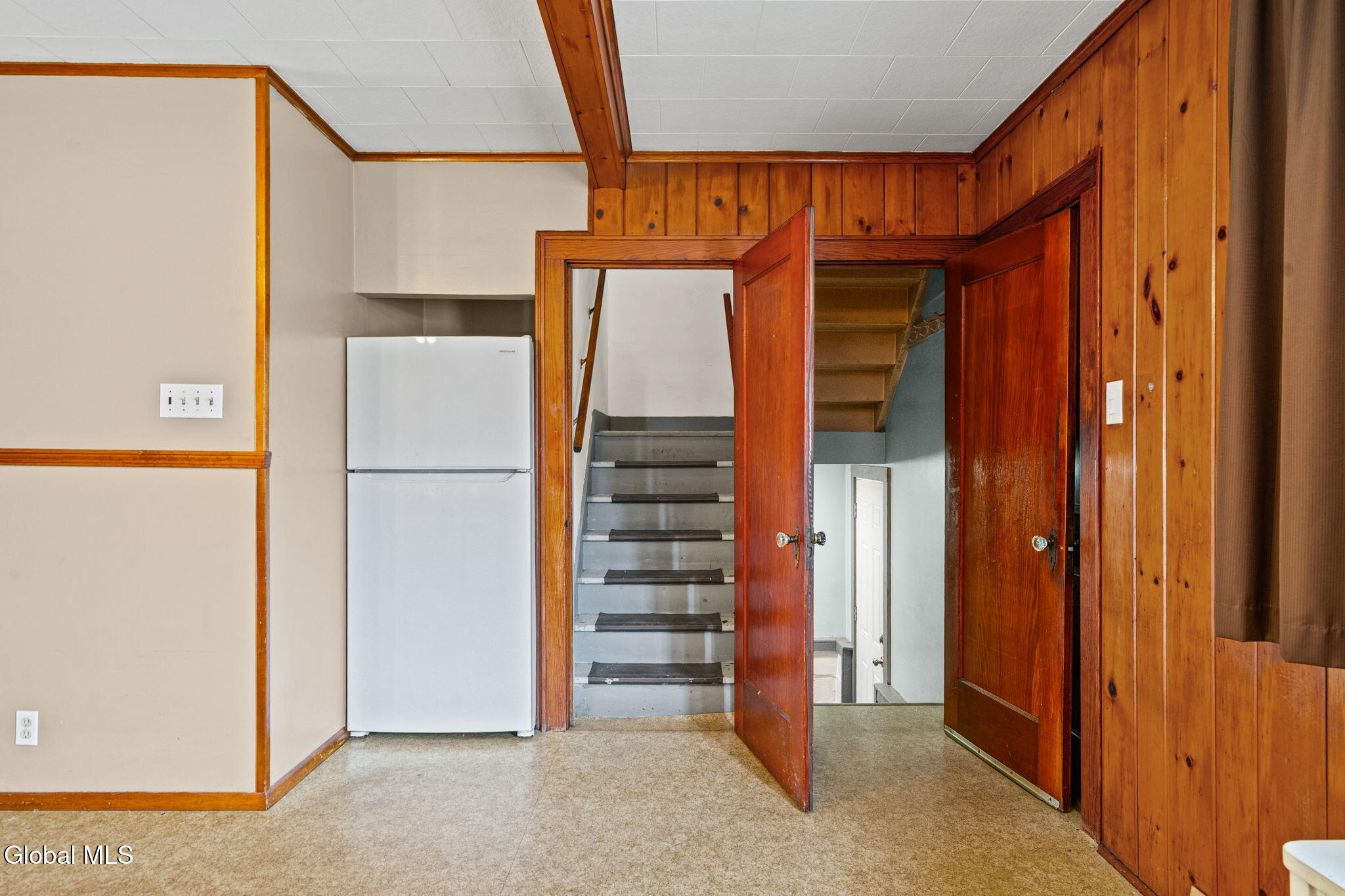 3041 Hamburg Street Schenectady NY 12303