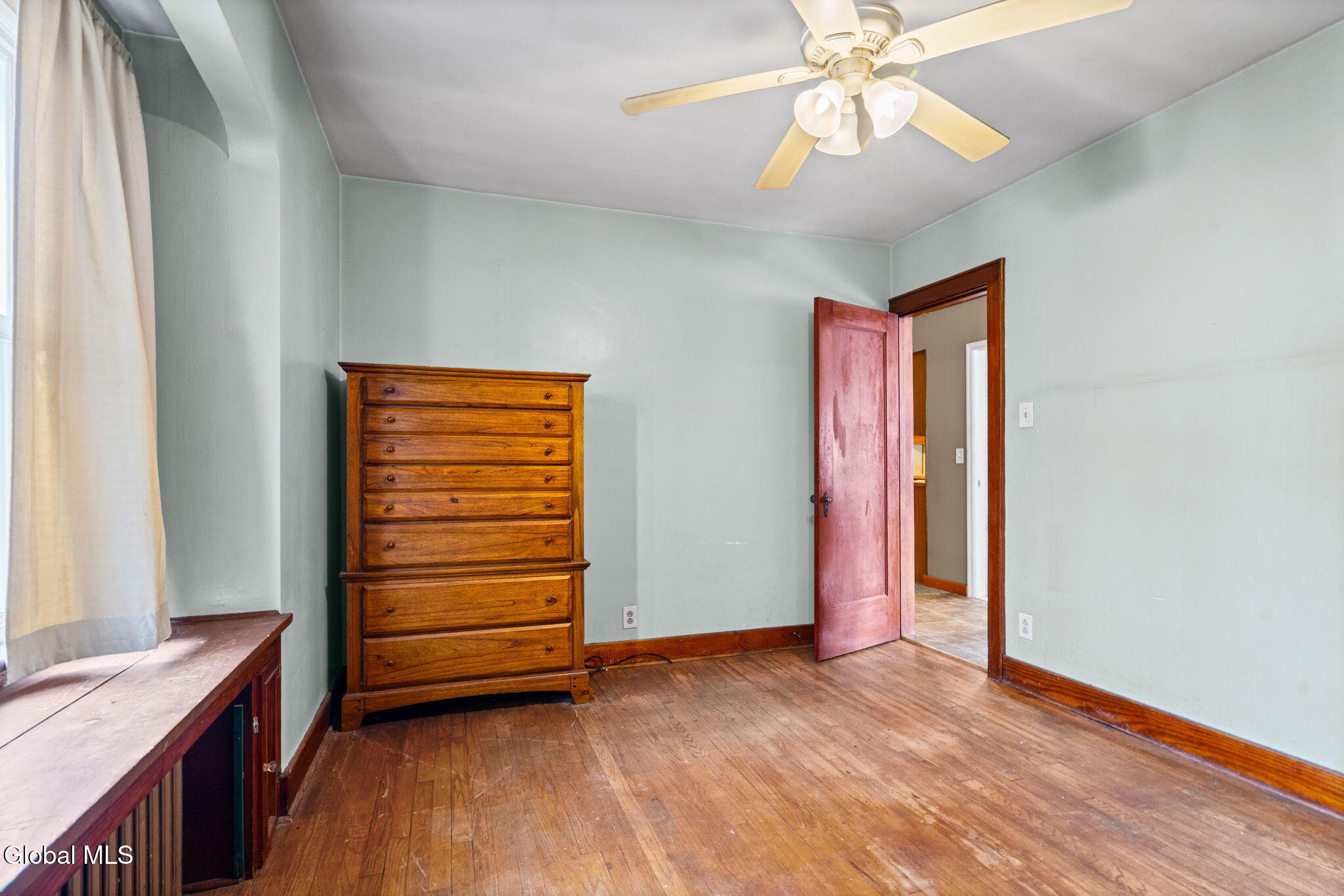 3041 Hamburg Street Schenectady NY 12303