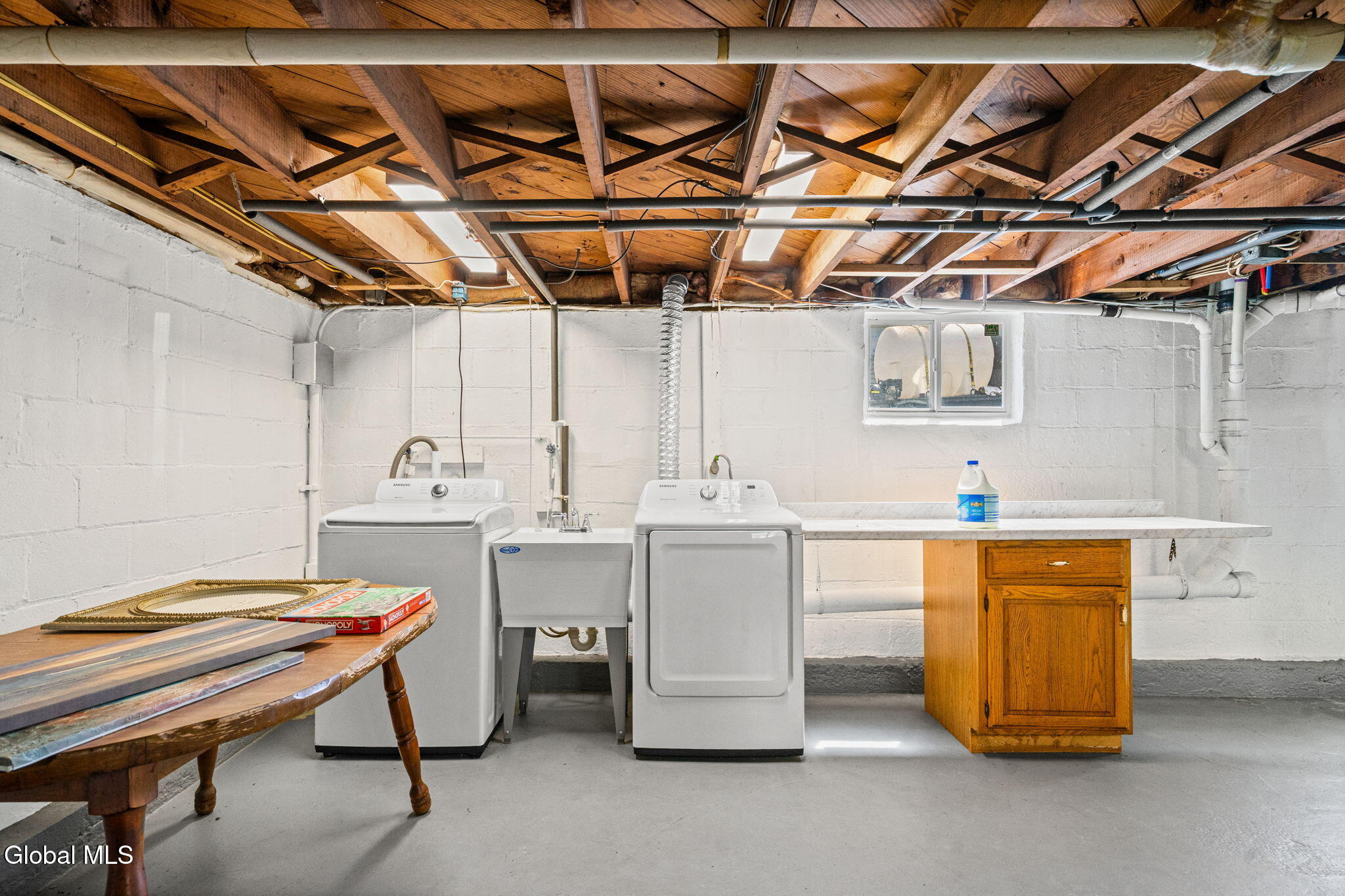 3041 Hamburg Street Schenectady NY 12303