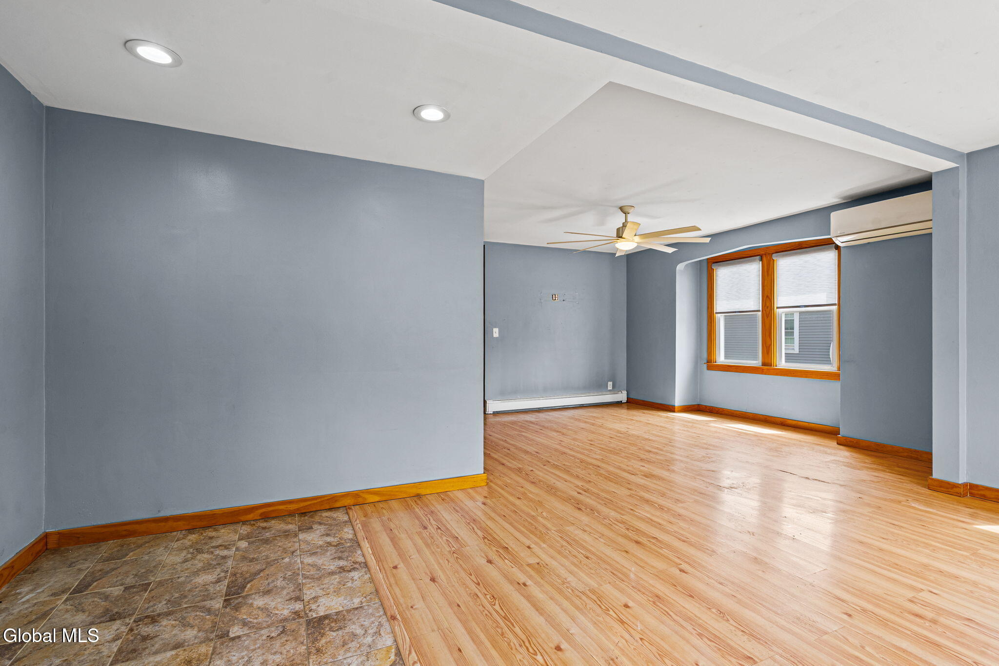3041 Hamburg Street Schenectady NY 12303