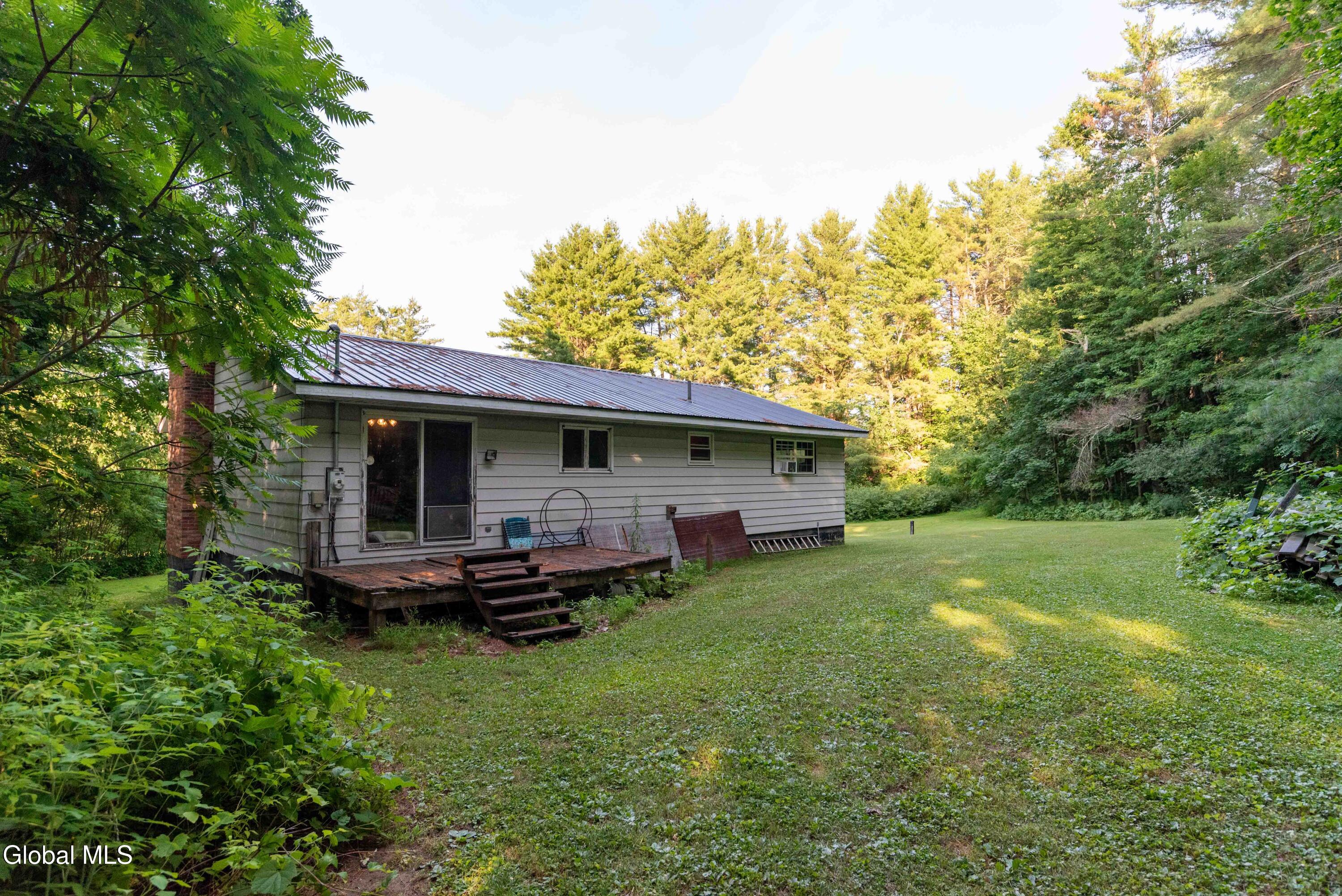 1056 New York 334 Fonda NY 12068