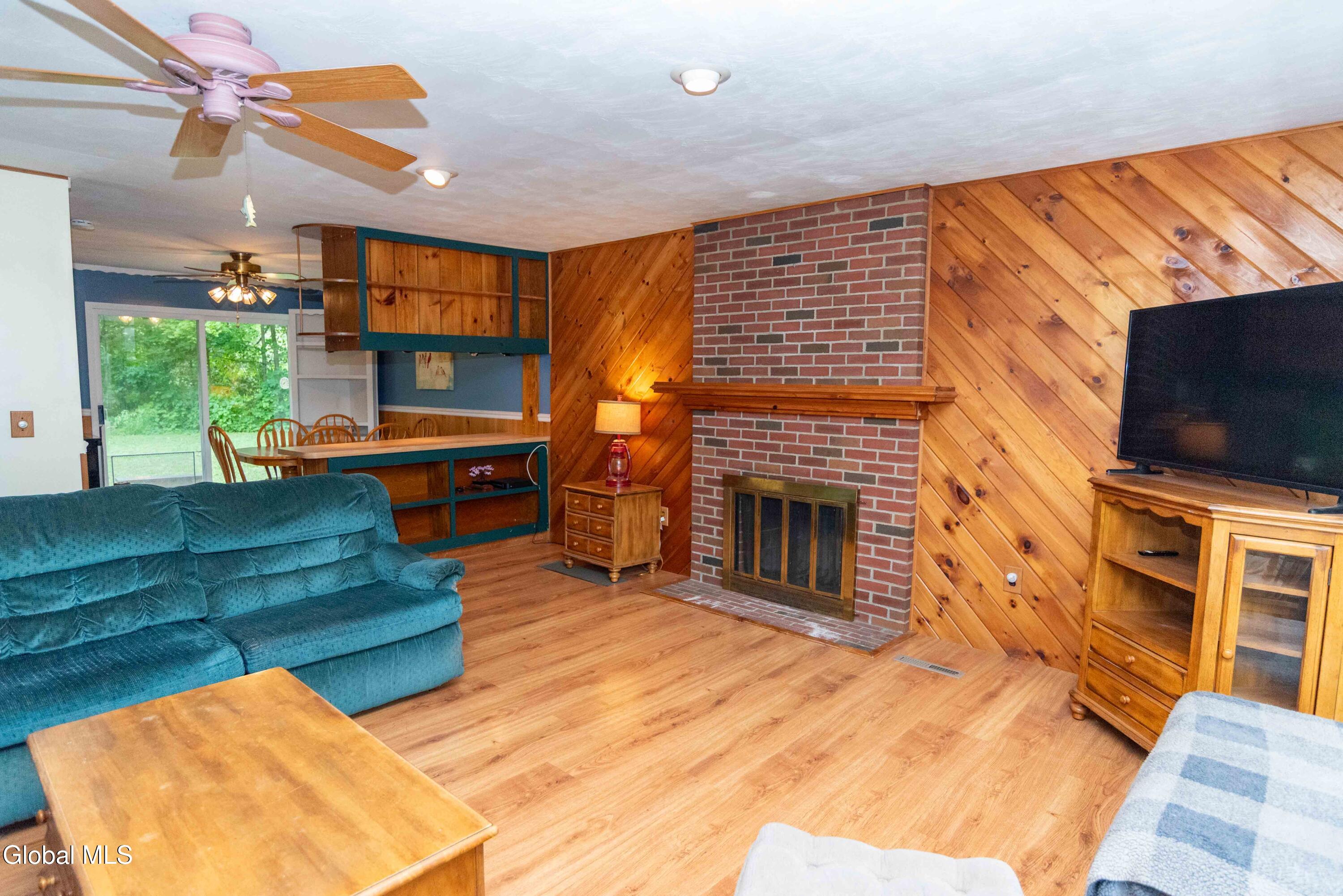 1056 New York 334 Fonda NY 12068