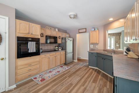 1150 Dianne Court Schenectady NY 12303