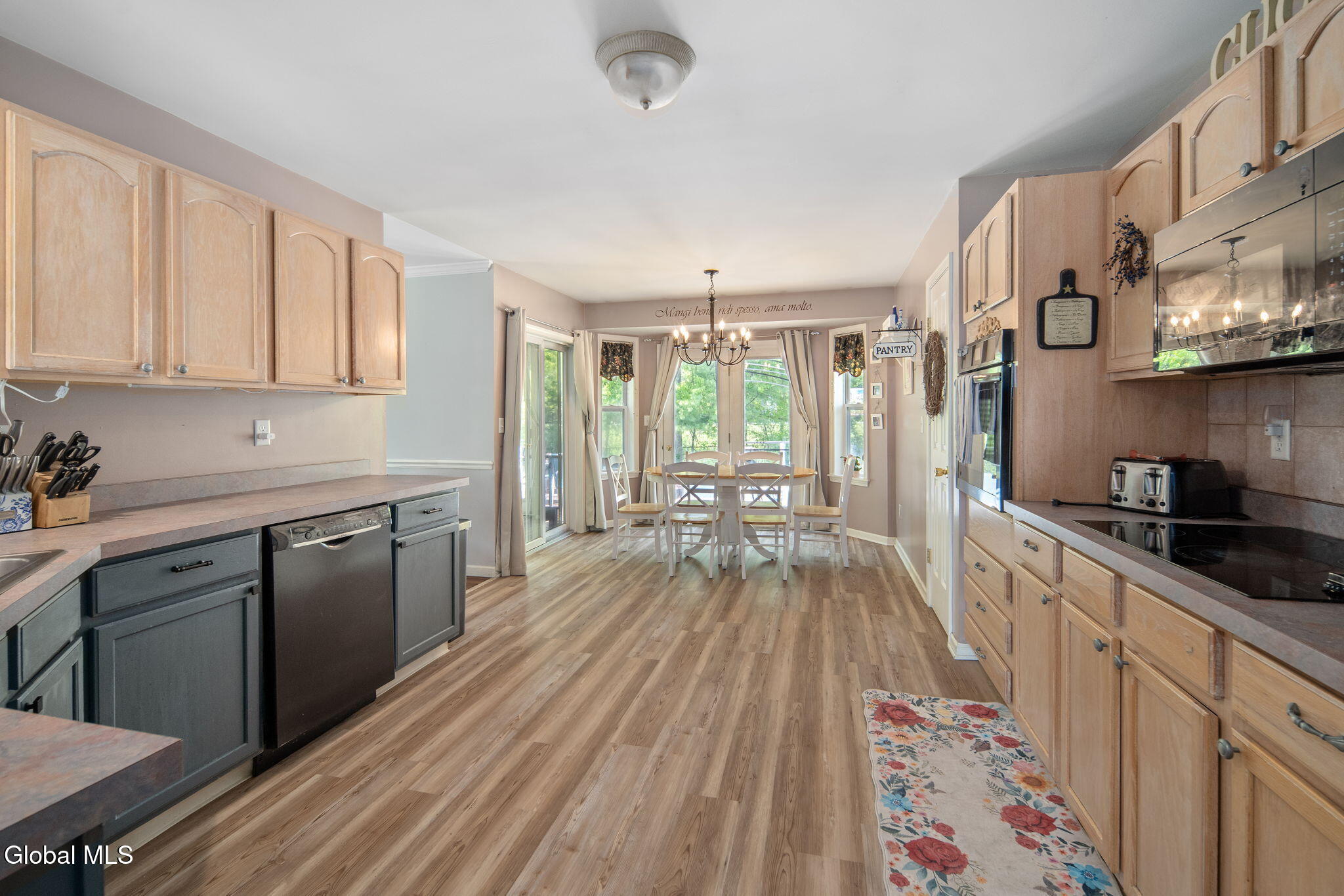 1150 Dianne Court Schenectady NY 12303