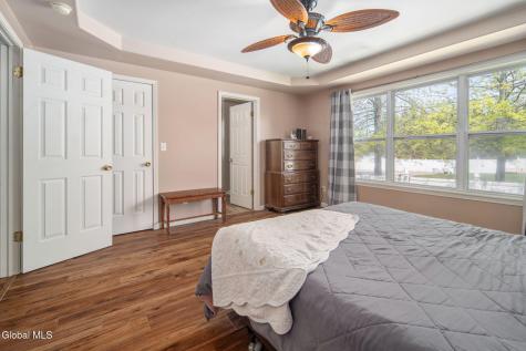 1150 Dianne Court Schenectady NY 12303