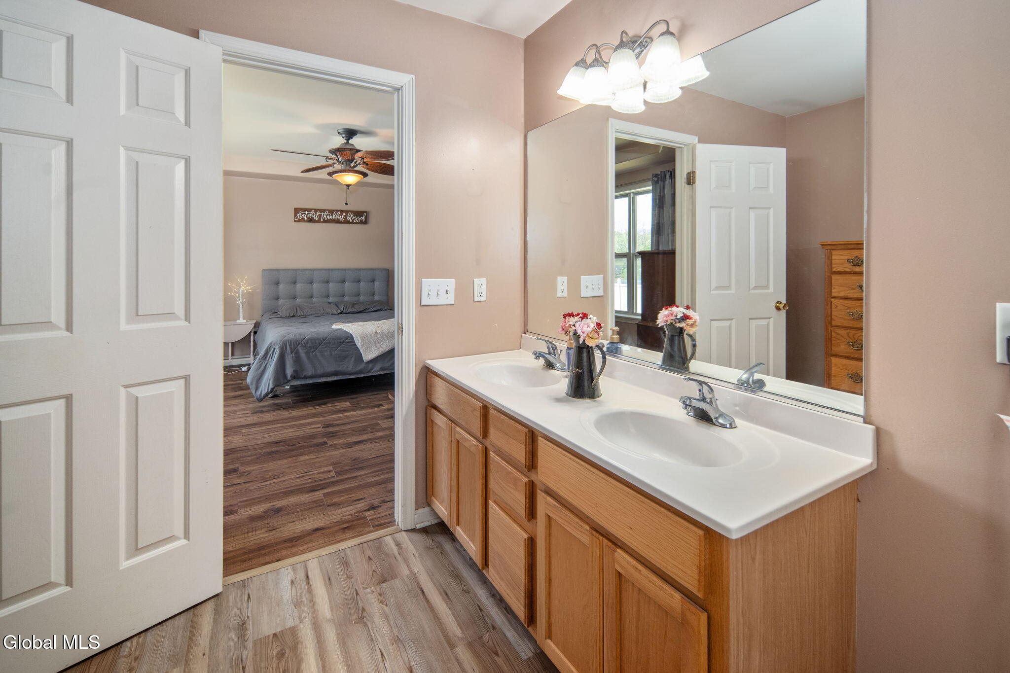 1150 Dianne Court Schenectady NY 12303