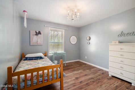 1150 Dianne Court Schenectady NY 12303