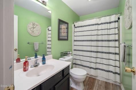 1150 Dianne Court Schenectady NY 12303