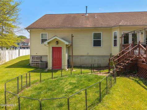 1150 Dianne Court Schenectady NY 12303