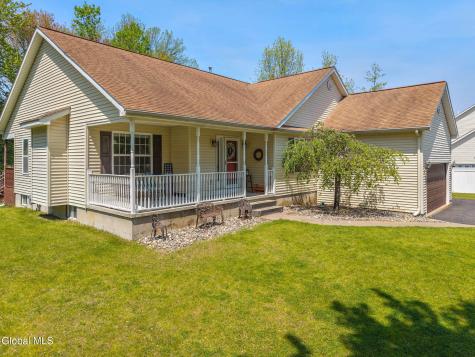1150 Dianne Court Schenectady NY 12303