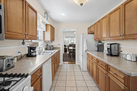 181 Shaker Park Drive Albany NY 12211