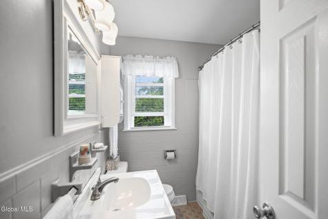 181 Shaker Park Drive Albany NY 12211