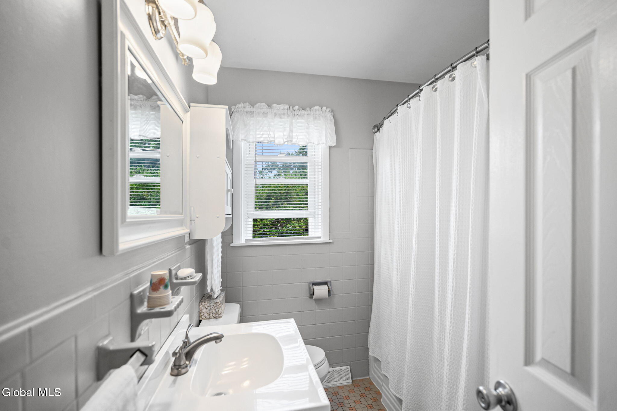 181 Shaker Park Drive Albany NY 12211