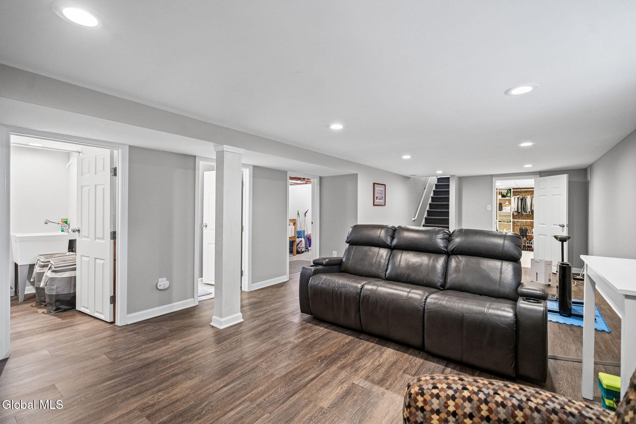 181 Shaker Park Drive Albany NY 12211