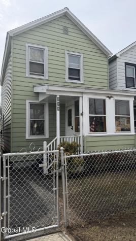 208 14th Street Watervliet NY 12189