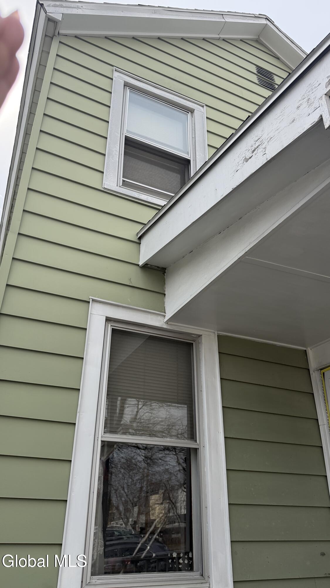 208 14th Street Watervliet NY 12189