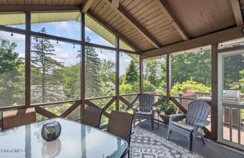 9 Mountainwood Drive Glenville NY 12302