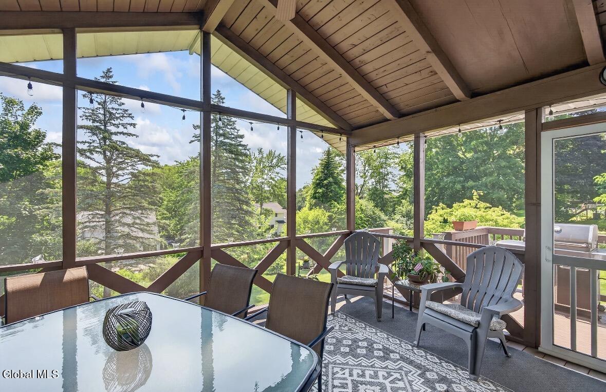 9 Mountainwood Drive Glenville NY 12302