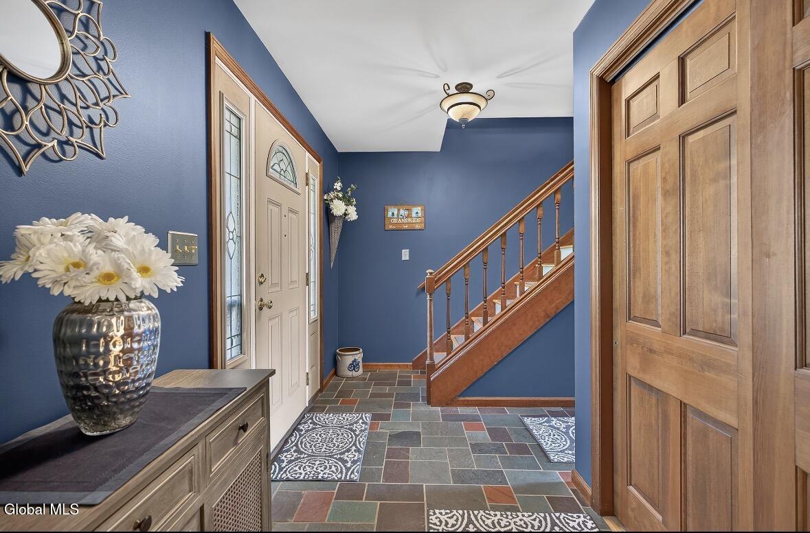 9 Mountainwood Drive Glenville NY 12302
