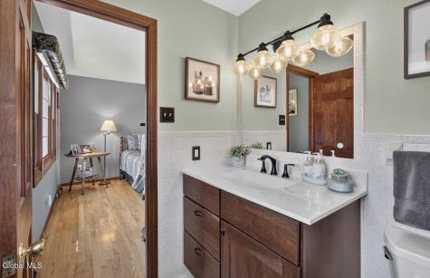 9 Mountainwood Drive Glenville NY 12302