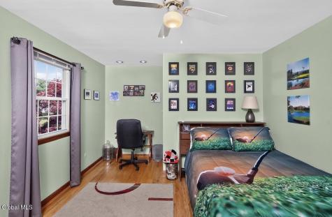 9 Mountainwood Drive Glenville NY 12302