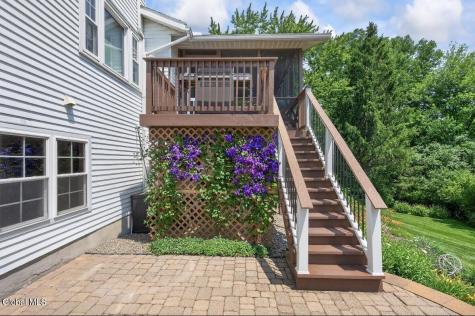 9 Mountainwood Drive Glenville NY 12302