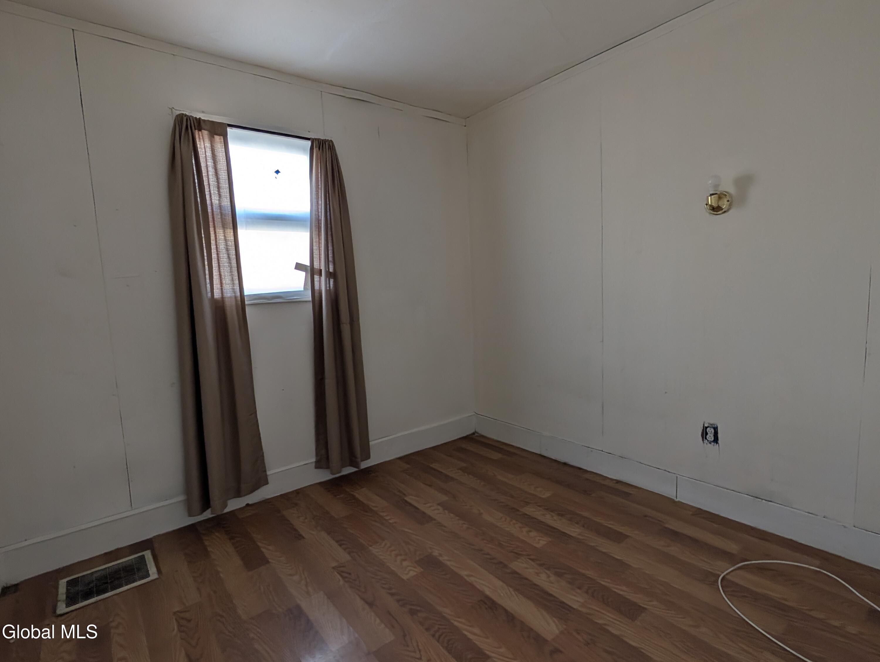 67 Montgomery Street Gloversville NY 12078
