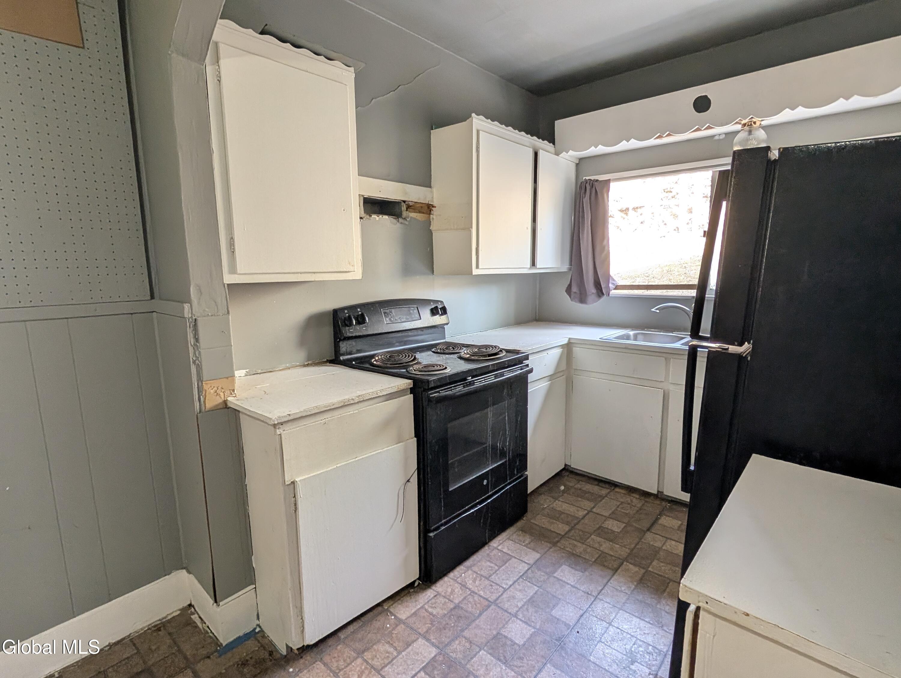 67 Montgomery Street Gloversville NY 12078