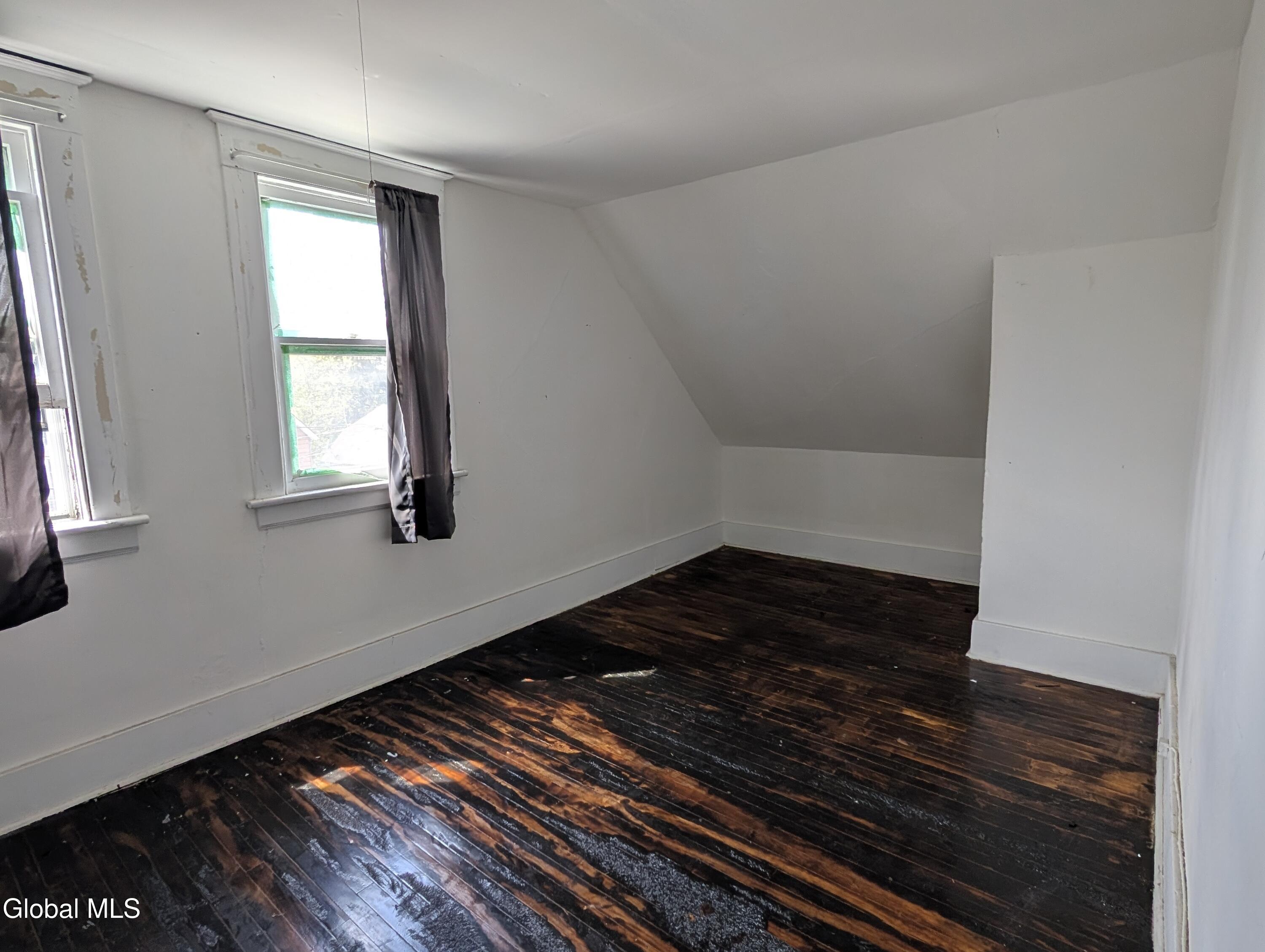 67 Montgomery Street Gloversville NY 12078