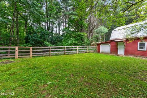 5647 Lake Road Galway NY 12074