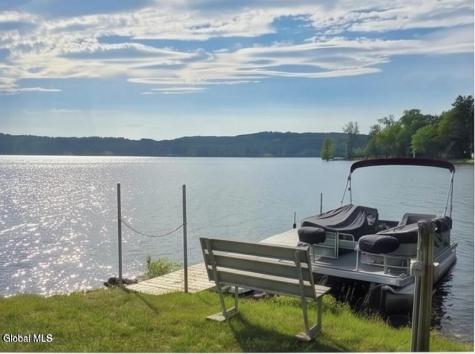 5647 Lake Road Galway NY 12074