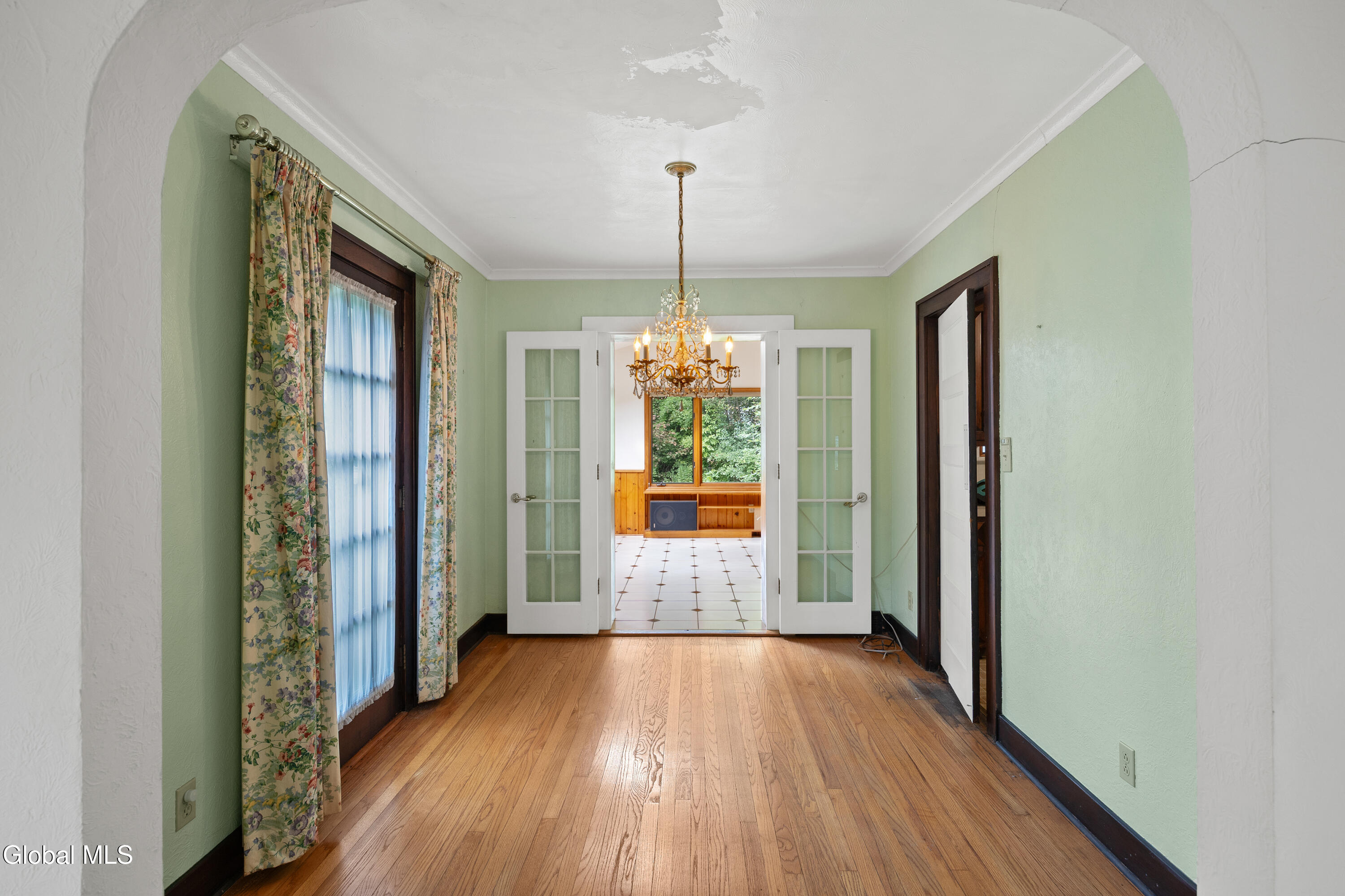 1929 Dean Street Niskayuna NY 12309
