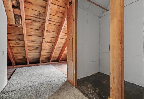 1929 Dean Street Niskayuna NY 12309