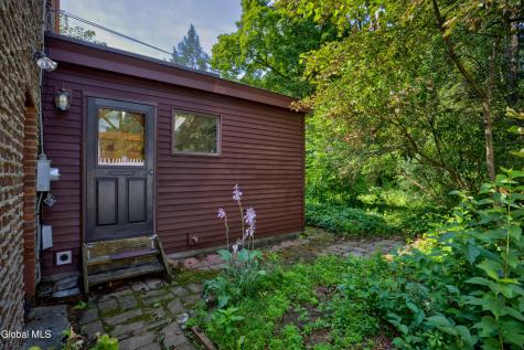 1929 Dean Street Niskayuna NY 12309